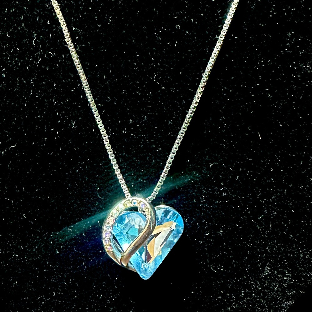 18KGP Heart Pendant Necklace
